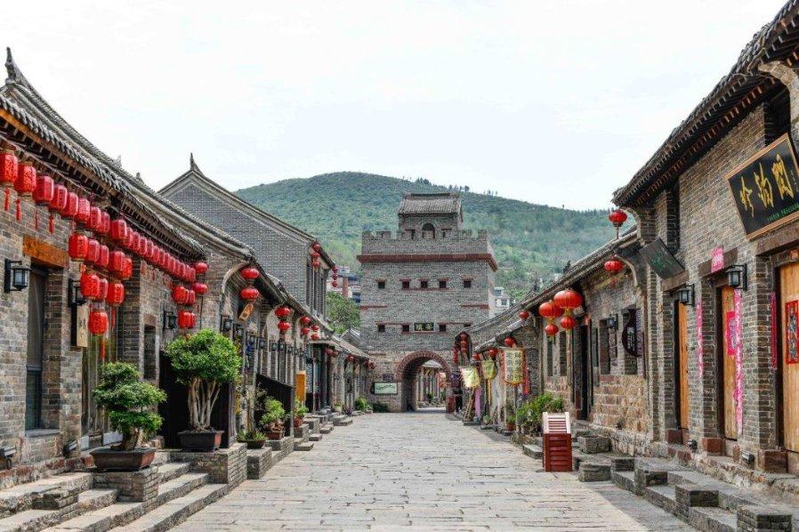 校园开水机和冰热型饮水机的区别在于